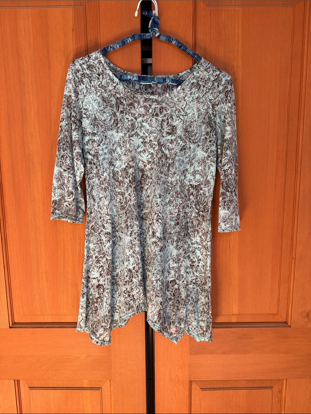 Lightweight 3/4 sleeve tunic by Tianello
